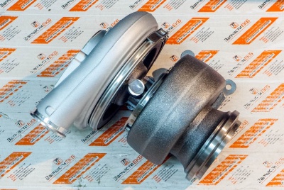 4024963 Турбокомпрессор Турбина Турбонагнетатель TURBOCHARGER,HX55 HOLSET Cummins M11 Взаимозаменяемые номера: 3593598, 3593597